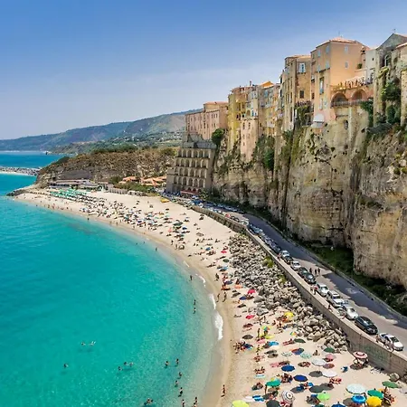 The Sun - Family 4* Tropea