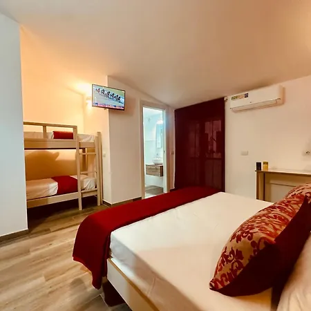 The Sun - Family Bed & Breakfast Tropea