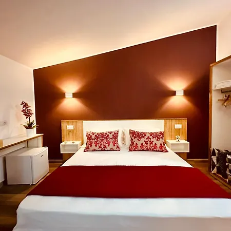 The Sun - Family 4* Tropea