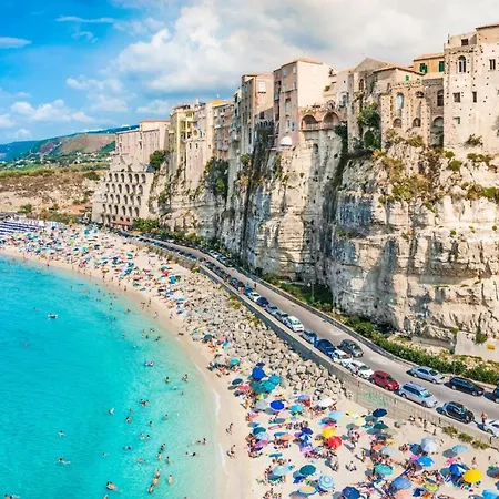 Bed & Breakfast The Sun - Family Tropea