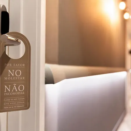 The Sun - Family Tropea