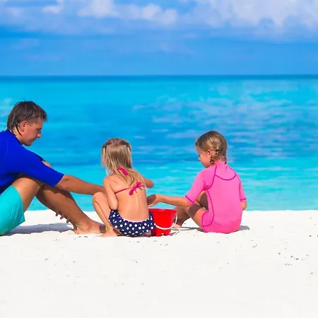 The Sun - Family Tropea