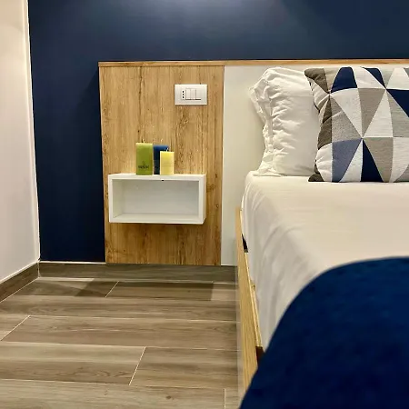 The Sun - Family B&B 트로페아