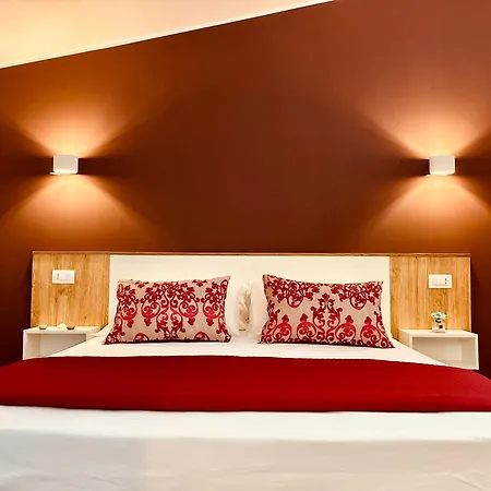 The Sun - Family Bed & Breakfast Tropea